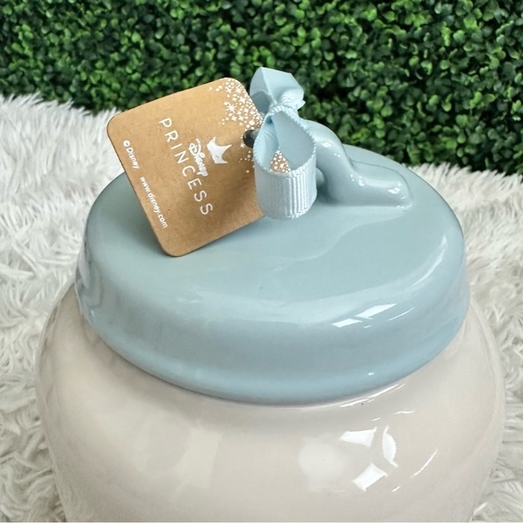 NWT ✨ Rae Dunn Disney Princess Cinderella Bibbidi Bobbidi Boo Wide Cookie Jar ✨ - Picture 2 of 5